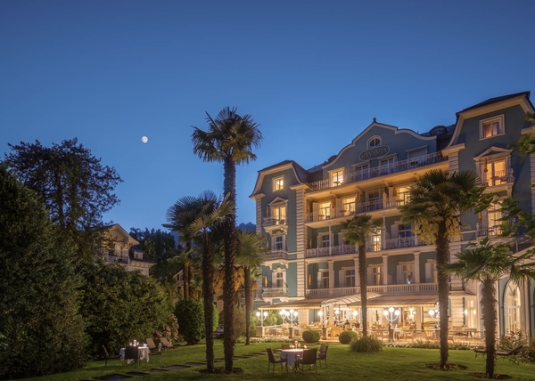 Meran. Hotels 4-Sterne mit Restaurant & Terrasse
